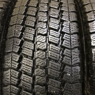 タイヤ、ホイール TOYO DELVEX M934 195/60R17.5 108/106L LT 17.5 