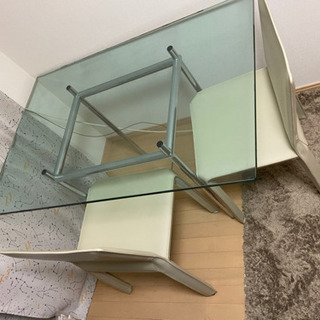 Cassina】カッシーナ 714 テーブル ガラステーブル テオドール・ワッデル 出張買取 東京都杉並区 |  ブランド家具買取は東京のリサイクルショップ チェリーズマーケット