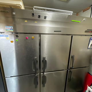 業務用冷蔵庫冷凍庫６枚扉