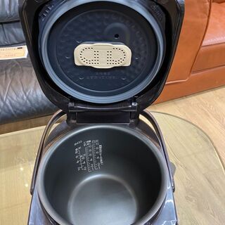 A0030　カード利用可能　動作確認済み♪　圧力IH炊飯器　象印　2017年製　NP-ZF18A　一升炊き　状態良いです♪　送料A　家電　札幌　プラクラ南9条店