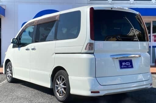 白セレナ😊 (オトロン高崎) 高崎のセレナの中古車｜ジモティー