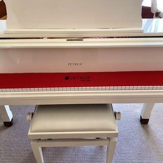 PETROFペトロフ オフホワイト・グランドピアノ（ベビーグランド）