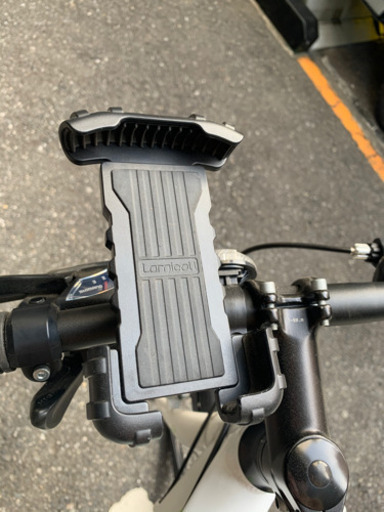 クロスバイク（スマホスタンド、ライト、ライト充電器付き！） クロスバイク（スマホスタンド、ライト、ライト充電器付き！） 自転車