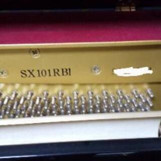 ヤマハアップライトピアノSXシリーズです。製造は1993年頃らしいです