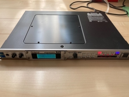 YAMAHA MOTIEF-RACK、Roland FantomXR、M-AUDIOのMIDIインターフェース