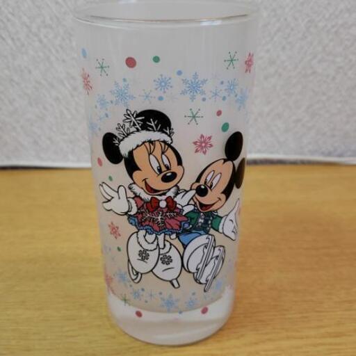 ミッキー ミニーディズニーガラスコップと空き缶セット まんまる 琴似の食器 コップ グラス の中古あげます 譲ります ジモティーで不用品の処分