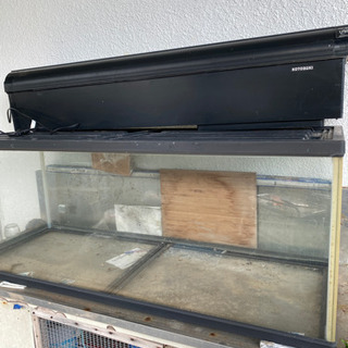 ただいま交渉中受付しておりません120センチ水槽です ただ今商談中】120センチ水槽3点セット