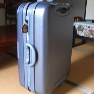 スーツケース　旅行鞄