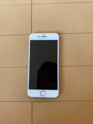 iPhone7シルバー32㎇　SIMフリー