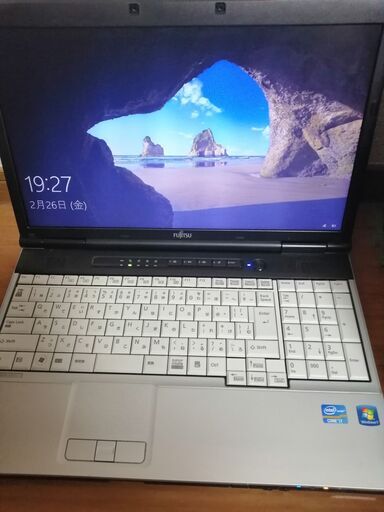 富士通　高性能第3世代Core i7搭載 メモリ4G　 HDD500G　テンキー USB3.0 大画面15.6インチHDMI出力　Wifi対応 最新windows10