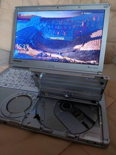 完売御礼【第2弾SXシリーズ最後2015年製レッツノート・プチ豪華仕様】　CF-SX4(i5-5300U)　メモリ8GB　！！250GB SSD！！　WiFi、Bluetooth、内蔵DVD・カメラ、最新Windows10 Pro、Office2019