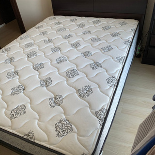 ニトリ　跳ね上げ式収納付きダブルベッド