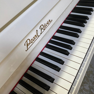 ♬白いアップライトピアノ Pearl&river