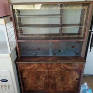 珍しい古い昭和の食器棚　０円　