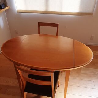 【飛騨高山・日進木工】ダイニングテーブルと椅子2脚セット