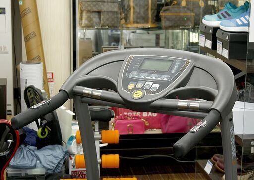 札幌 引き取り IGNIO/イグニオ ランニングマシン トレッドミル ルーム