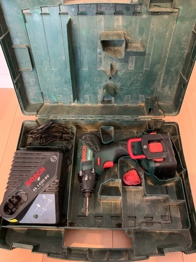 インパクトドライバー　BOSCH 14.4v