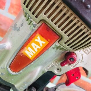 MAX HN-75N1 高圧釘打ち機【リライズ野田愛宕店】【店頭取引限定】【中古】【管理番号：IT25QENVNOI8】