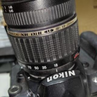 Nikon Ｄ200 一眼レフカメラ 本体 レンズ マルチパワーバッテリーパック