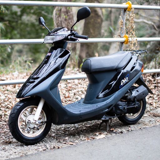 スーパーDIO(規制前)AF27白色