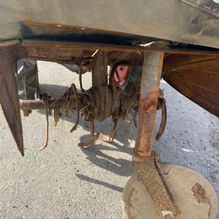 耕運機　ディーゼルです。　エンジン掛かります。