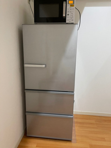 AQUA冷蔵庫。2019年購入。保証書あり。