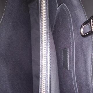 ルイヴィトン　エピ　黒　中古