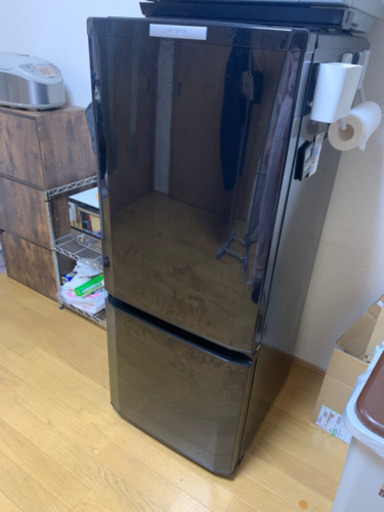 MITSUBISHI冷蔵庫（黒）1〜2人用