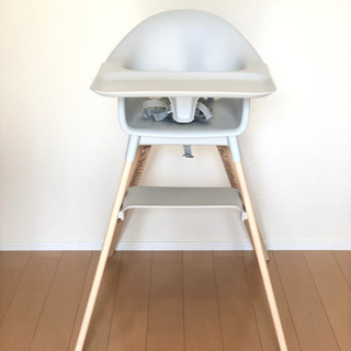 美品 STOKKE ストッケ ステップス ハイチェア 白×木目 子供用 ストッケ ステップス チェア ホワイト × ビーチ ナチュラル