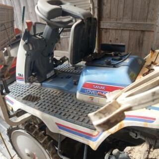 値引しました‼️改造にも。稼働時間375h中古、イセキさなえ６条田植え機。パワステ付き。引き取り限定。