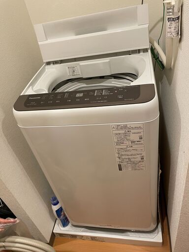 【海外 正規品】 2020年製。使用回数10回程。ほぼ新品のパナソニックの7キロ洗濯機 洗濯機