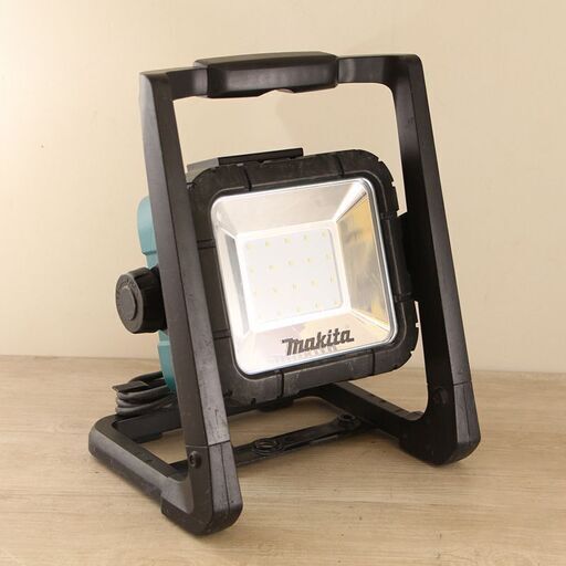 マキタ makita 充電式LEDスタンドライト ML805(D3854akxY)