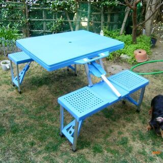 青い、ガーデンチェアー＆テーブル　中古品