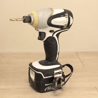 マキタ コードレス 充電式 インパクトドライバ TD130D 本体  バッテリー2個  充電機(D3859atxY)