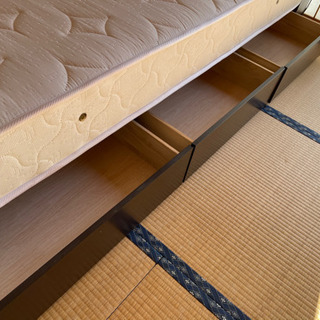 ‼️大川家具‼️ダブルベッド‼️マットレスもよき✨ 大川家具‼️ダブルベッド‼️マットレスもよき✨