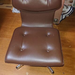 【ネット決済】茶色椅子