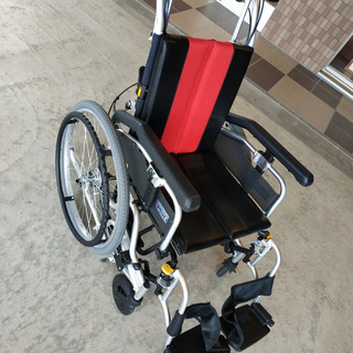 TR-1 ティルト(チルト).リクライニング 介護用車椅子