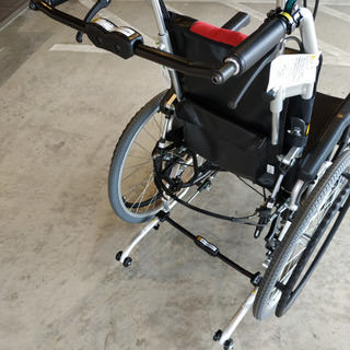 TR-1 ティルト(チルト).リクライニング 介護用車椅子