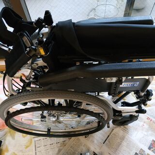 TR-1 ティルト(チルト).リクライニング 介護用車椅子