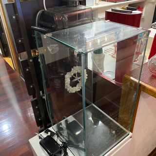 縦長水槽、水槽台、ポンプシステム一式