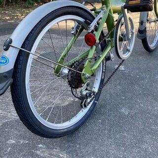 折りたたみ自転車 DAHON Metro D6 20インチ 外装6段変速 グリーン