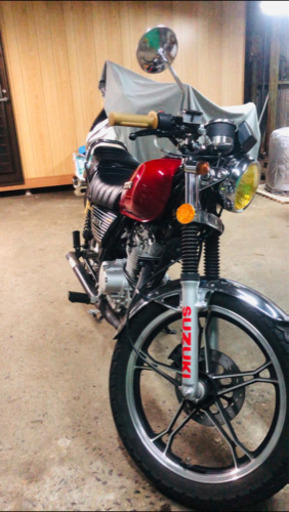スズキ　SUZUKI GN125