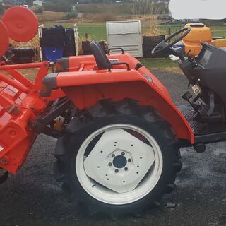 鹿児島発 クボタ19馬力トラクター GL19パワステ、モンローオート 爪