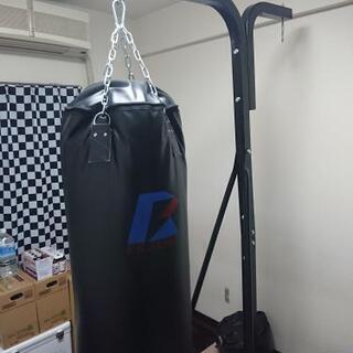 サンドバッグ&腹筋マシーン