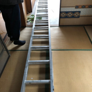 8メートル梯子　一週間使っただけです。