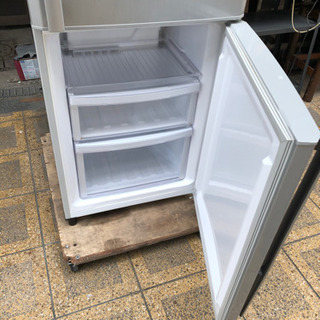 三菱　256L 冷蔵庫　格安配達可能