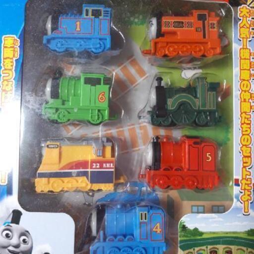 きかんしゃトーマス ティドマス機関庫の7両セット ピンキーミルキー 揖斐のおもちゃの中古あげます 譲ります ジモティーで不用品の処分