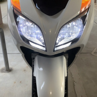 フォルツァSi MF12 カバーフロントサイドとカバーサイドのセット