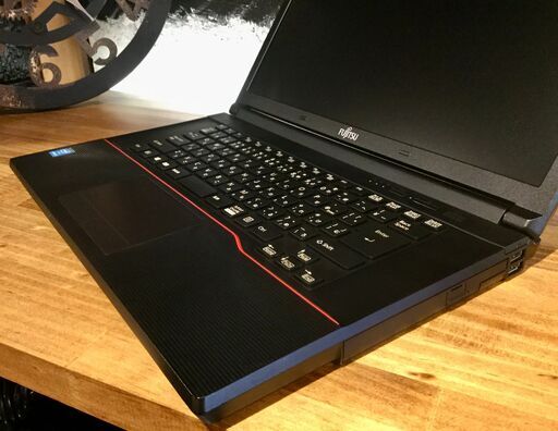 売約済み。ご覧頂きありがとうございました。一宮でWindows10搭載機！富士通 LIFEBOOK 15.6インチ × Bluetooth搭載 Intel Core i5 RAM8GB/新品SSD240GB】一宮市のパソコン屋 Mr.Carnival（ミスカニ）です！パソコン修理・中古パソコンの販売【クレカ&PayPay使えます！】店頭在庫PCのご紹介です！受け渡しは店舗にて(^^)/【ノートパソコン】 売約済み。ご覧頂きありがとうございました。一宮でWindows10搭載機