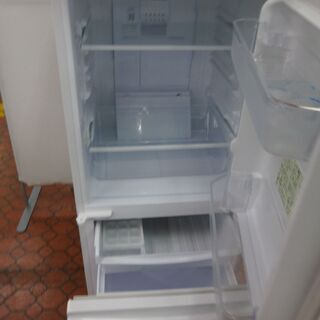 ID  953892　 2ドアシャープ　137L　２０１４年　SJ-14Y-W